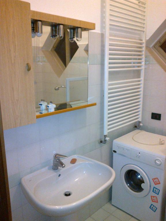 Emi Apartment Боллате Экстерьер фото
