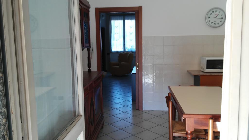 Emi Apartment Боллате Экстерьер фото