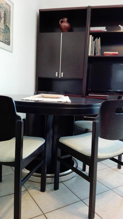 Emi Apartment Боллате Экстерьер фото