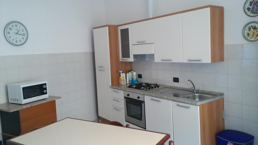 Emi Apartment Боллате Экстерьер фото